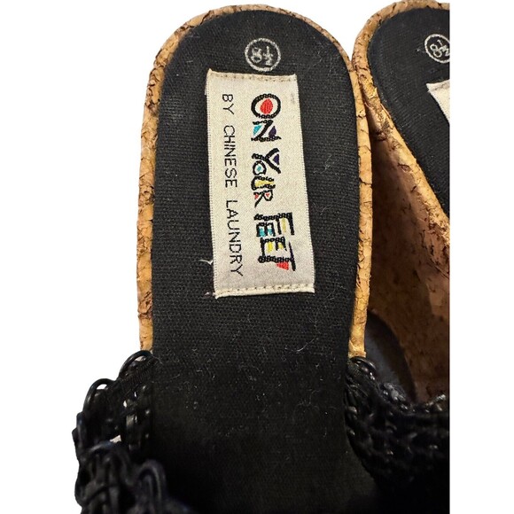 Chinese Laundry SZ 8.5 Women’s Black /Tan Platform Sandals Slip On Knitted Y2K - Picture 5 of 9